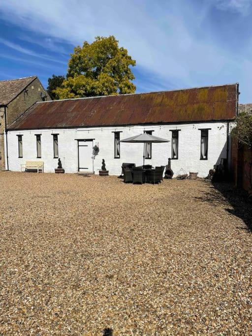The Old Hay Barn - Games Room, Gym, Sleeps 8 Godmanchester 외부 사진