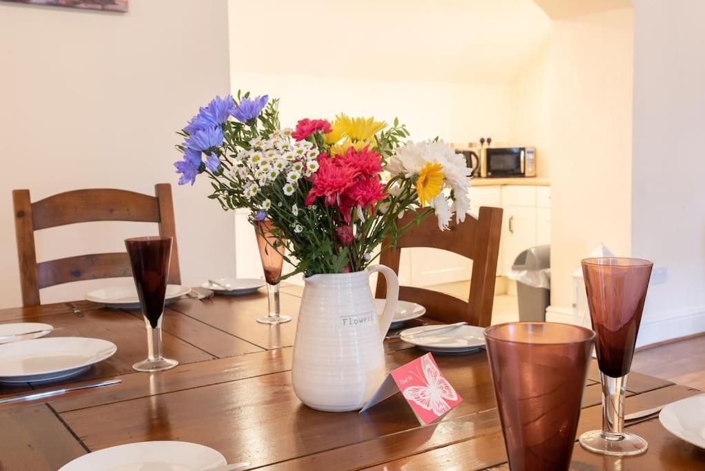 The Old Hay Barn - Games Room, Gym, Sleeps 8 Godmanchester 외부 사진