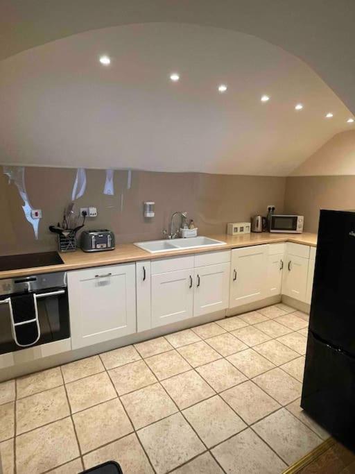 The Old Hay Barn - Games Room, Gym, Sleeps 8 Godmanchester 외부 사진