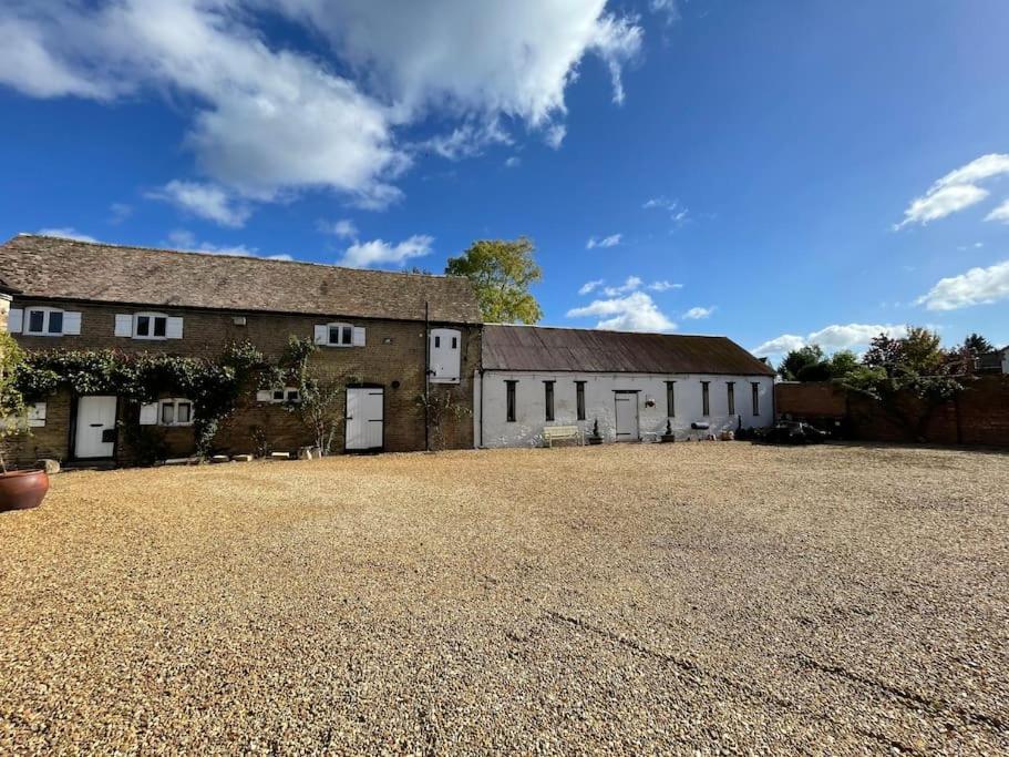 The Old Hay Barn - Games Room, Gym, Sleeps 8 Godmanchester 외부 사진