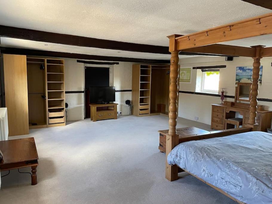 The Old Hay Barn - Games Room, Gym, Sleeps 8 Godmanchester 외부 사진