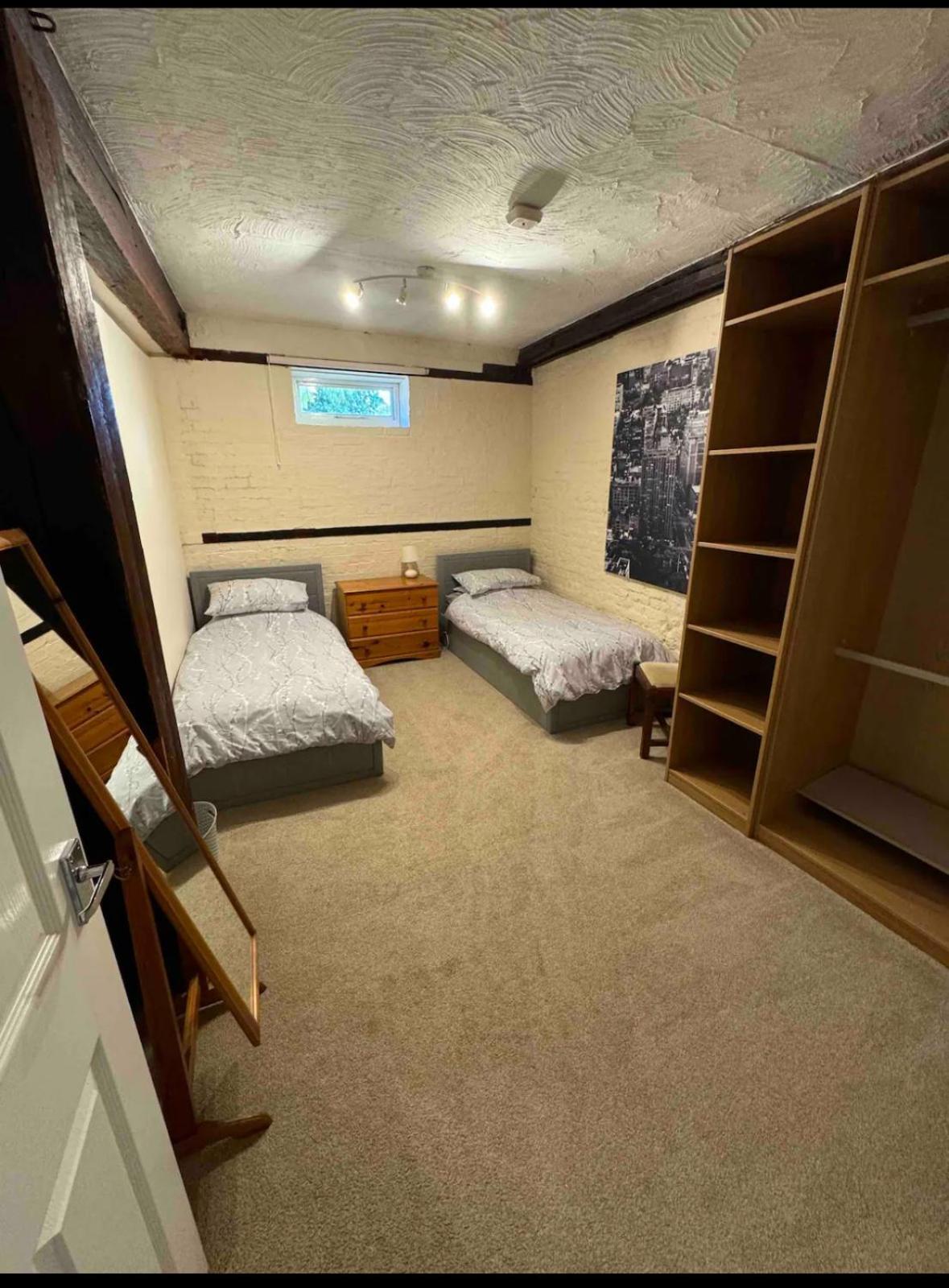 The Old Hay Barn - Games Room, Gym, Sleeps 8 Godmanchester 외부 사진